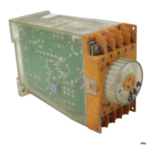 Schleicher SZT 32 Time Relay