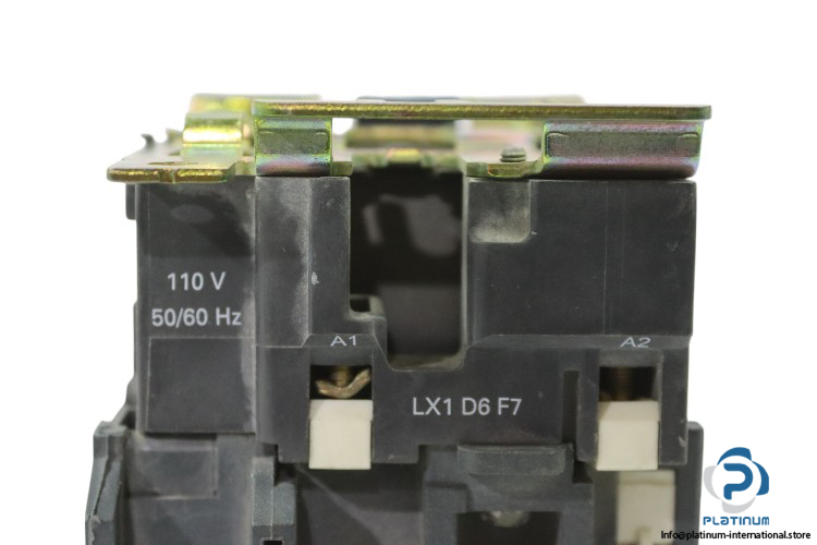 telemecanique-LC1-D8011-contactor-(used)-2