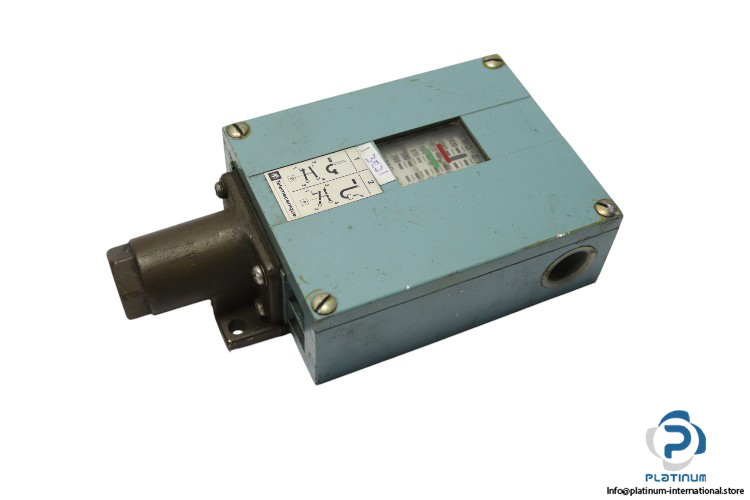 telemecanique-XMG-B140-pressure-switch(new)