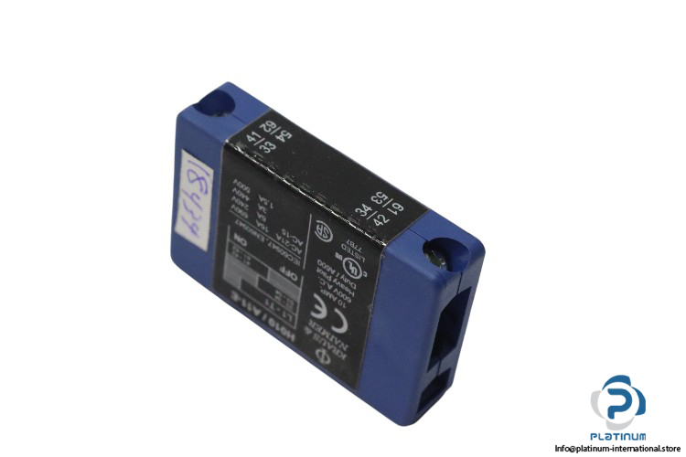 kraus-&-naimer-H010_A11-E-side-mounted-auxiliary-contact-(new)