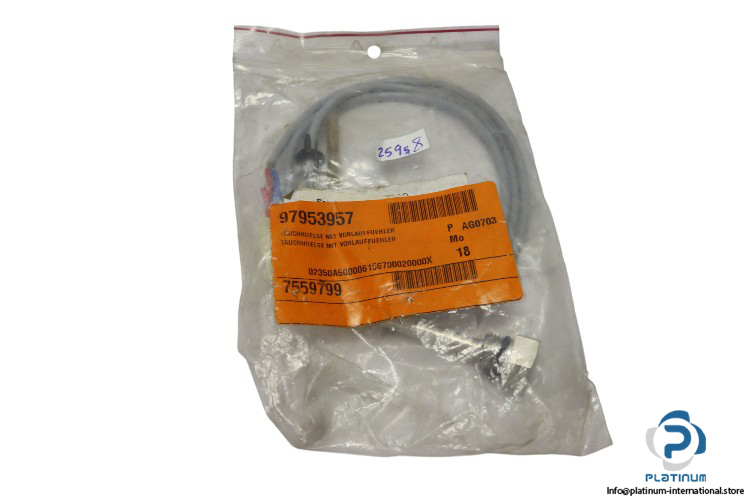 97953957-7559799-temperature-sensor-(used)-3