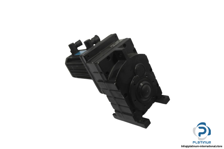 lenze-00400296-servomotor-with-gear-new