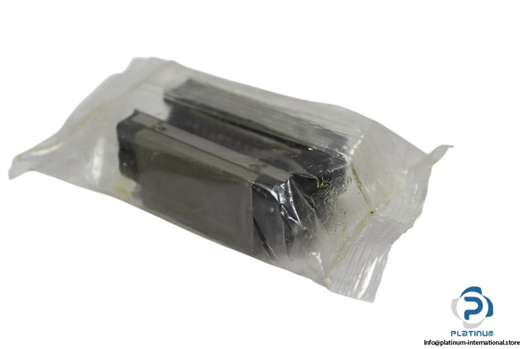 thk-HSR15R-linear-bearing-block-new