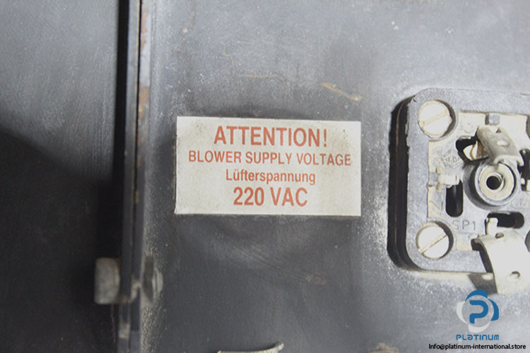 indramat-MAC093C-1-FS-4-C_130-A-0_DI517LV-permanent-magnet-motor-used-1