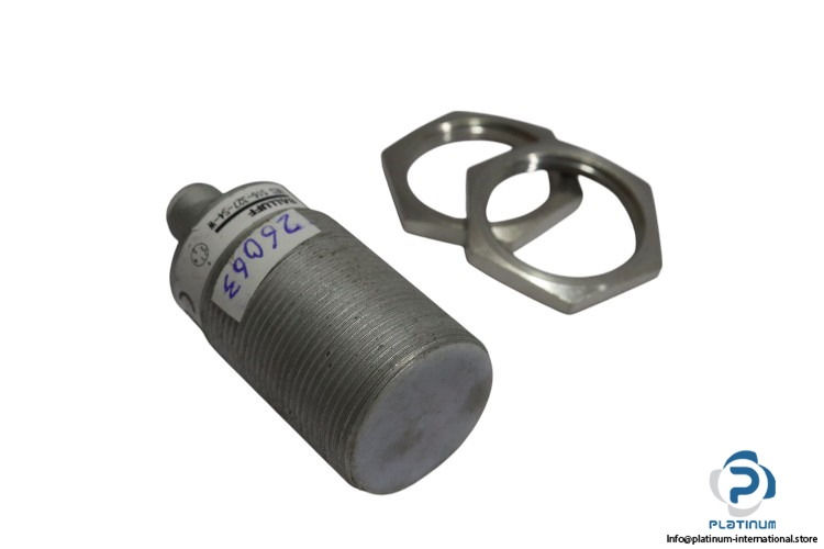 balluff-BES-516-327-S4-W-inductive-sensor-(used)
