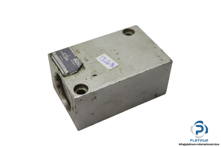 Bosch-0-820-207-001-air-pilot-valve(used)