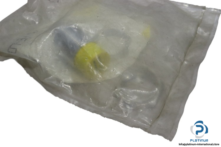 turck-NI20U-M30-AP6X-H1141-inductive-sensor-(new)