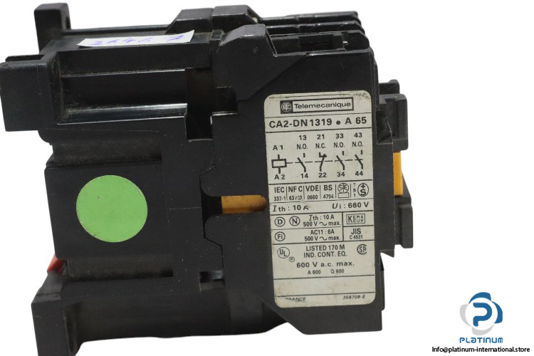 telemecanique-CA2-DN1319-A-65-contactor-relay-(new)-3