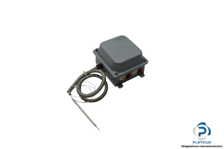 isopad-ICON-TSW_B-thermostat-(new)