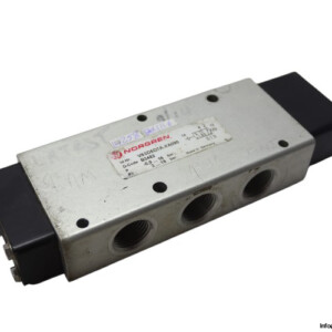 norgren-V63D5D7A-XA090-pilot-actuated-directional-control-valve-(Used)