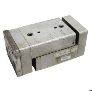 Toss 40/25B Pneumatic Cylinder