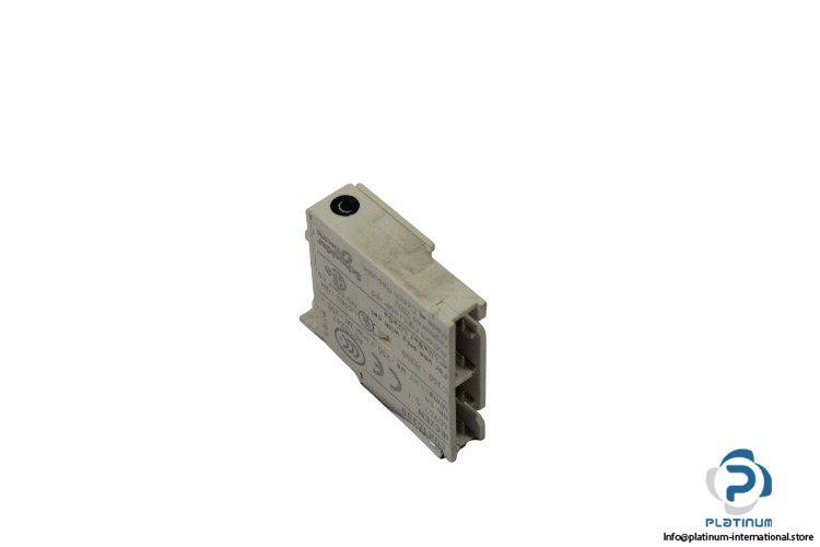 schneider-LUA1C200-signalling-contact-(used)