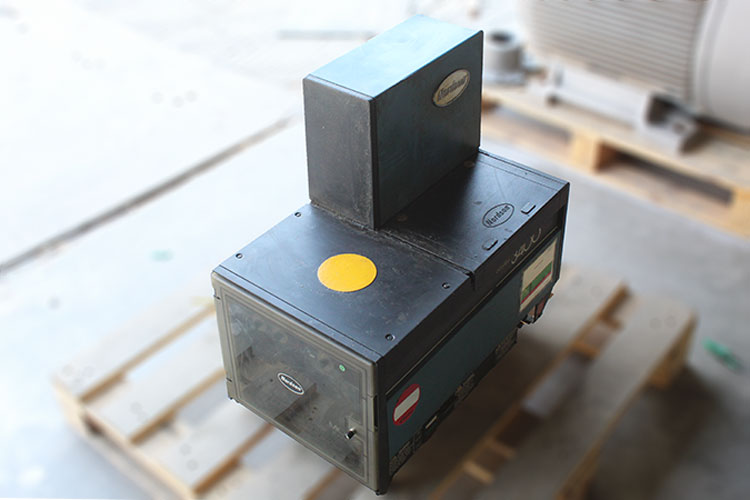 nordson-3400-2AA32_A-hot-melt-adhesive-glue-machine-(used)