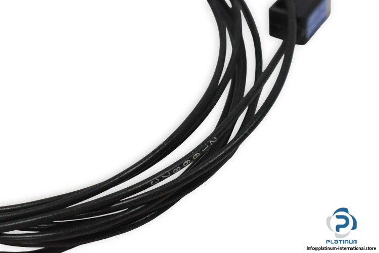 keyence-PS-55T_PS-55R-photoelectric-transmitter-and-receiver-sensor-(new)-6