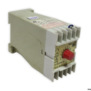 Dold AI 902.0081.04 Time Relay