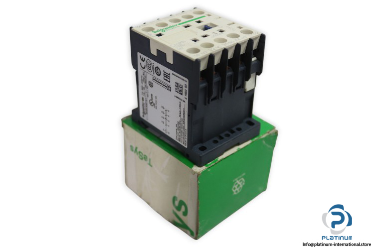 schneider-CA3KN31BD-control-relay-(new)-1