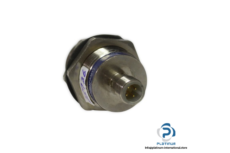 telemecanique-XS130B3PAM12-inductive-sensor-(used)-4