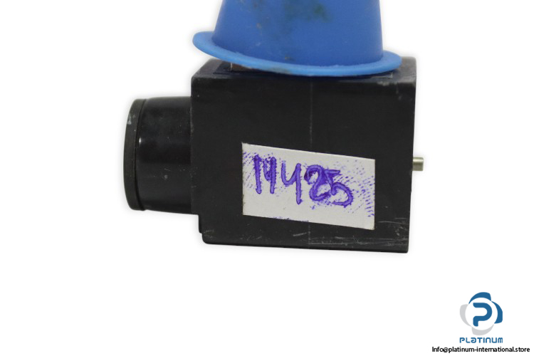 numatics-226-714B-solenoid-coil-new-2