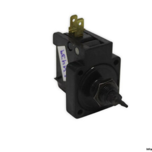 airtrol-F-4200-X30-vacuum-electric-switch-used