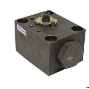 Flutec KHP 6/10 1-1-1-2/EK Manifold Mounted Ball Valve