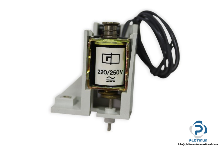 bticino-9T_220-shunt-trip-module-(new)-1