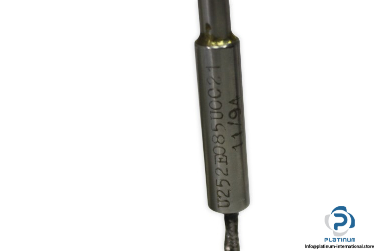 U252E085UOC21-temperature-sensor-(new)-1