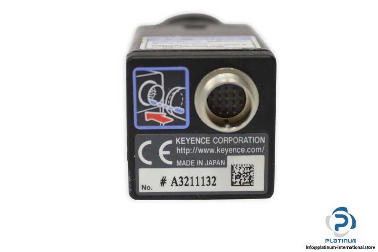 keyence-CV-200M-_-CCD-digital-camera-(new)-1