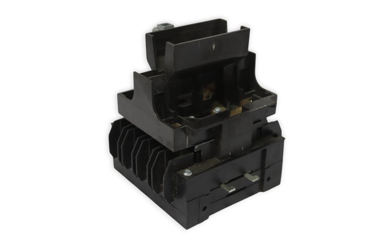 watford_hubbell-UFS32-switch-disconnector-fuse-(new)