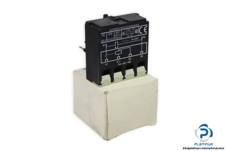telemecanique-LA4DFB-interface-module-new