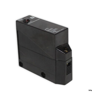 Omron E3JM-10M4-G Photoelectric Switch