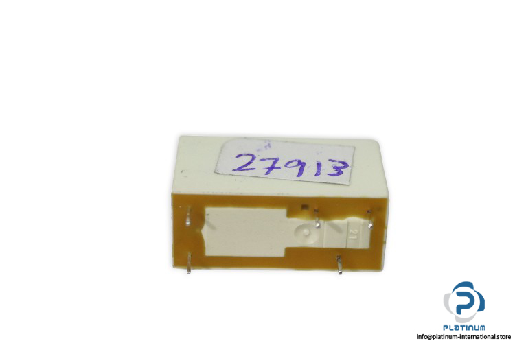schneider-RSB-1A120BD-interface-plug-in-relay-new-2