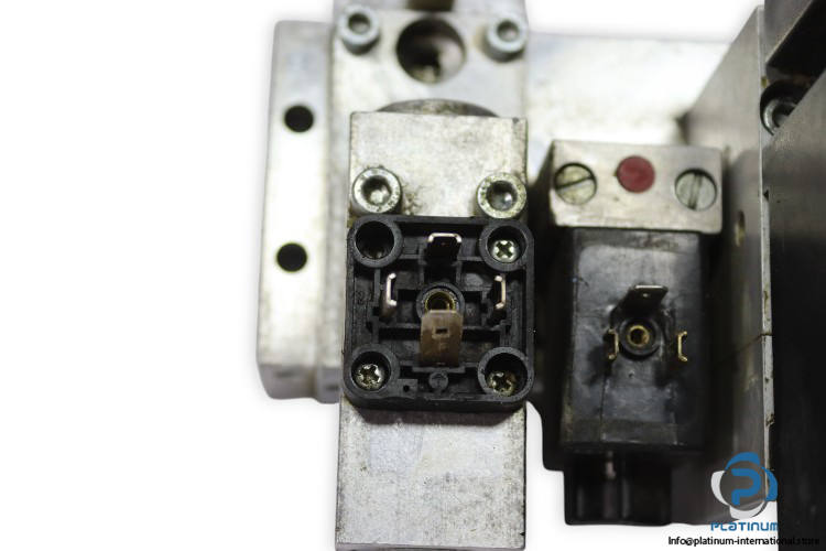 herion-0543884-control-unit-with-pressure-control-valve-(used)-1