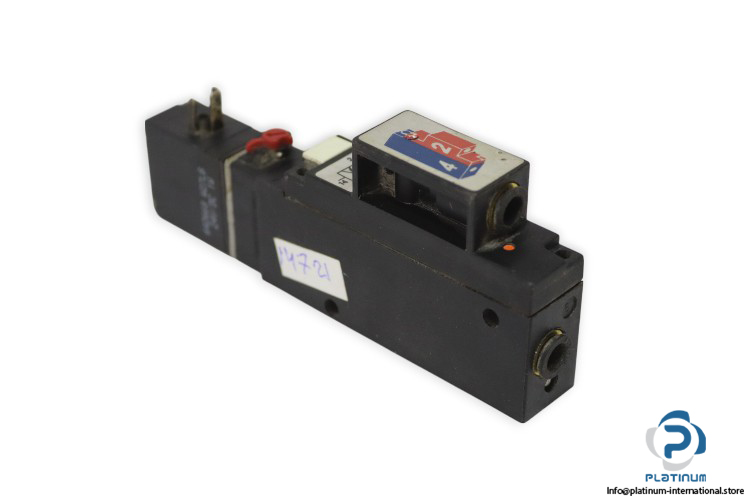 burkert-5470-G-4.0-D6-solenoid-valve-used