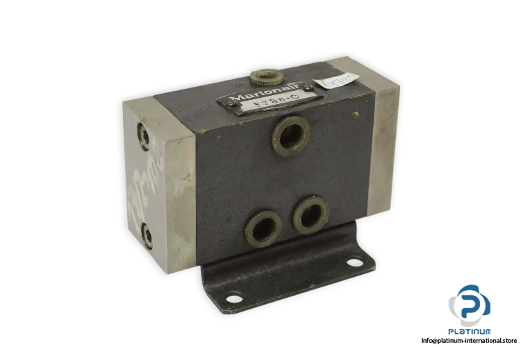 martonair-S786-C-pneumatic-directional-control-valve-used