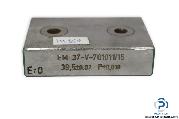 EM-37-V-701011_15-precision-ground-alignment-block-used-1