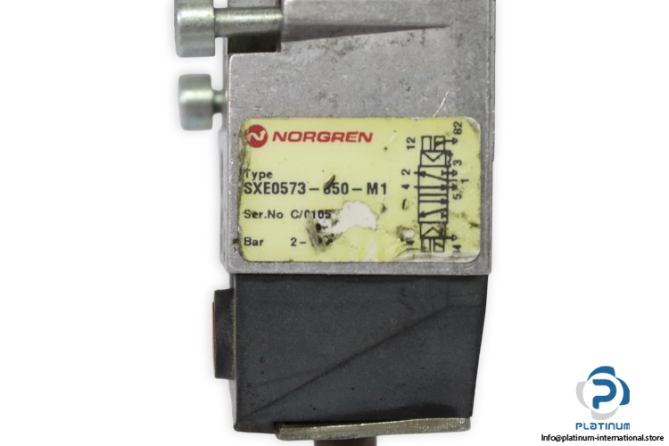 norgren-SXE0573-850-M-double-solenoid-valve-used-1