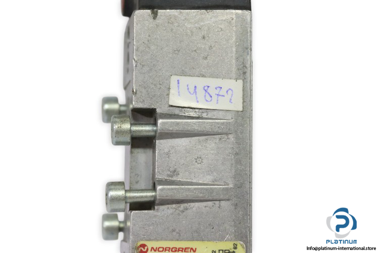 norgren-SXE0573-850-M-double-solenoid-valve-used-2