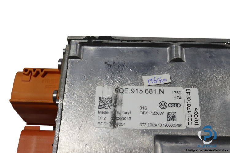 audi-5QE.915.681.N-driver-motor-battery-(used)-4