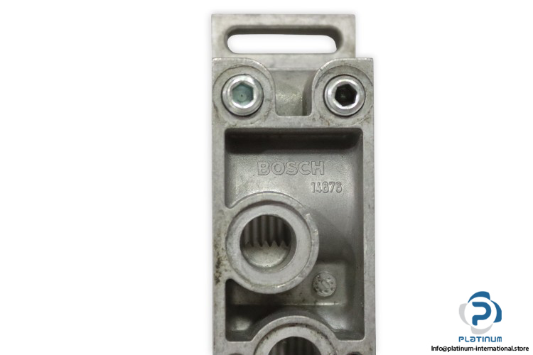 bosch-1-825-503-288_289-valve-manifold-(used)-1