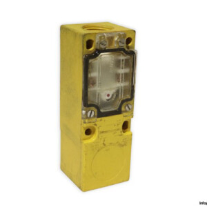 Turck MP-15H-VP4X Inductive Sensor