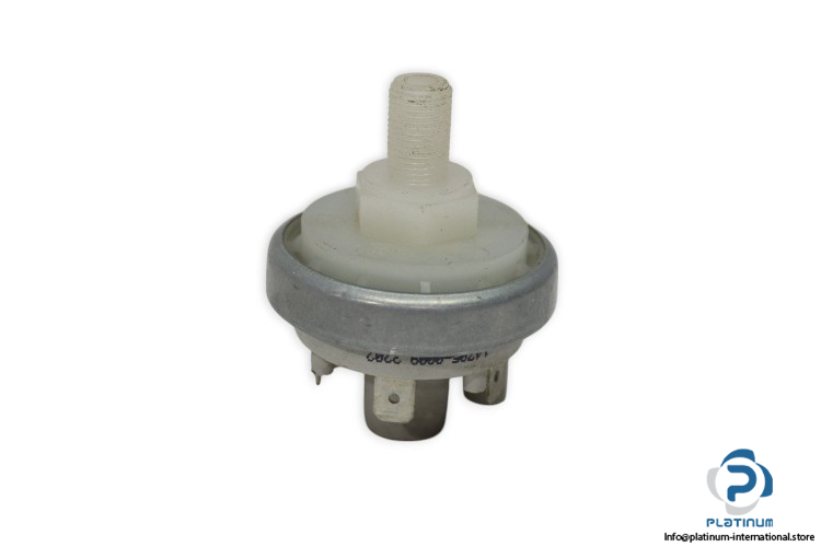 065071003-pressure-switch-(used)