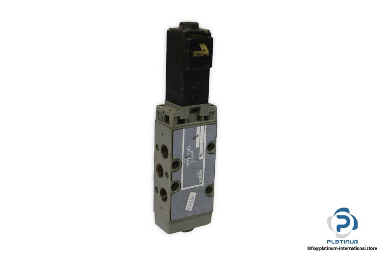 bosch-0-820-015-025-single-solenoid-valve-(used)