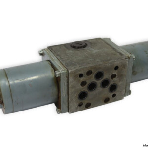 rexroth-4-WE-10-E-4.1_G24-ND-directional-control-valve-used