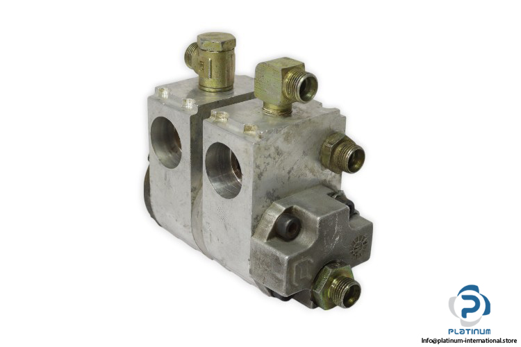 PLD10.4-X-gear-flow-divider-used