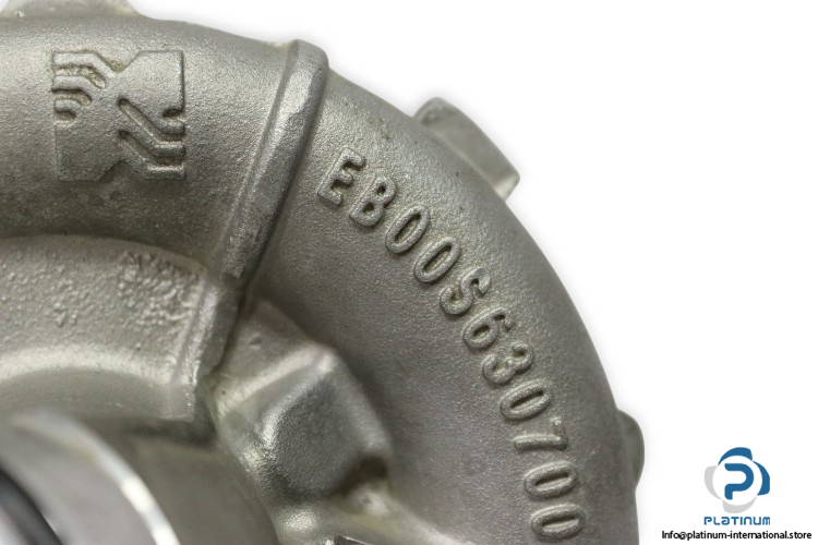 mercedes-A2560900500-turbocharger-used-3