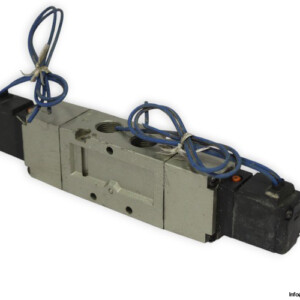 SMC VF5320 80/120 VAC Double Solenoid Valve