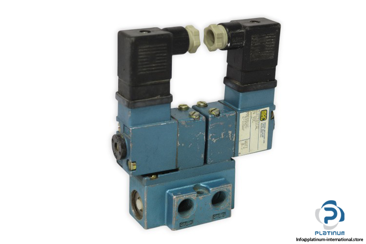 mac-926A-PM-121JB-double-solenoid-valve-(used)
