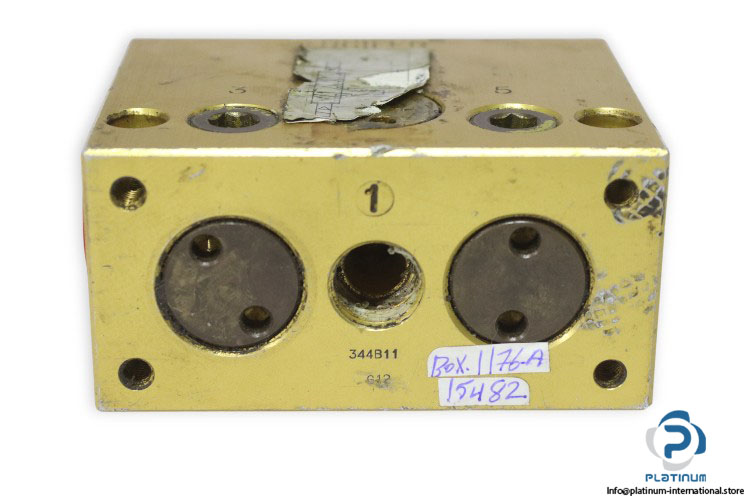 lucifer-344B11-double-solenoid-valve-used-2