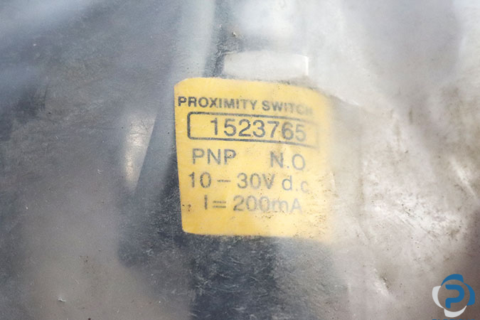 dropsa-1523765-proximity-switch-sensor-(new)-2