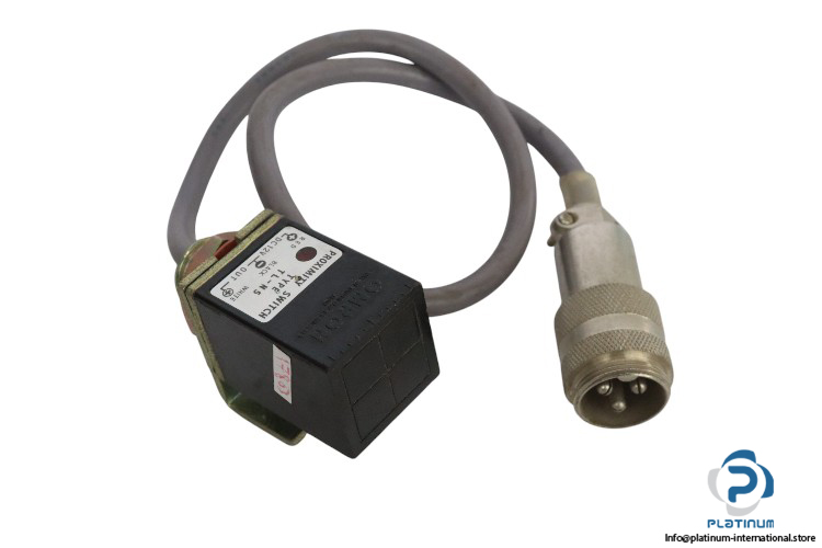 omron-TL-N5-inductive-proximity-switch-sensor-(used)